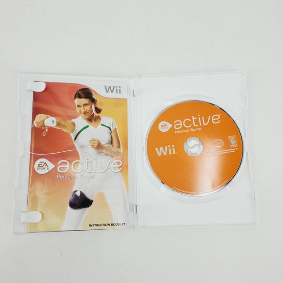 Nintendo Wii EA Sports Active Personal Trainer Complete w/ User Manual TESTED - Picture 4 of 4